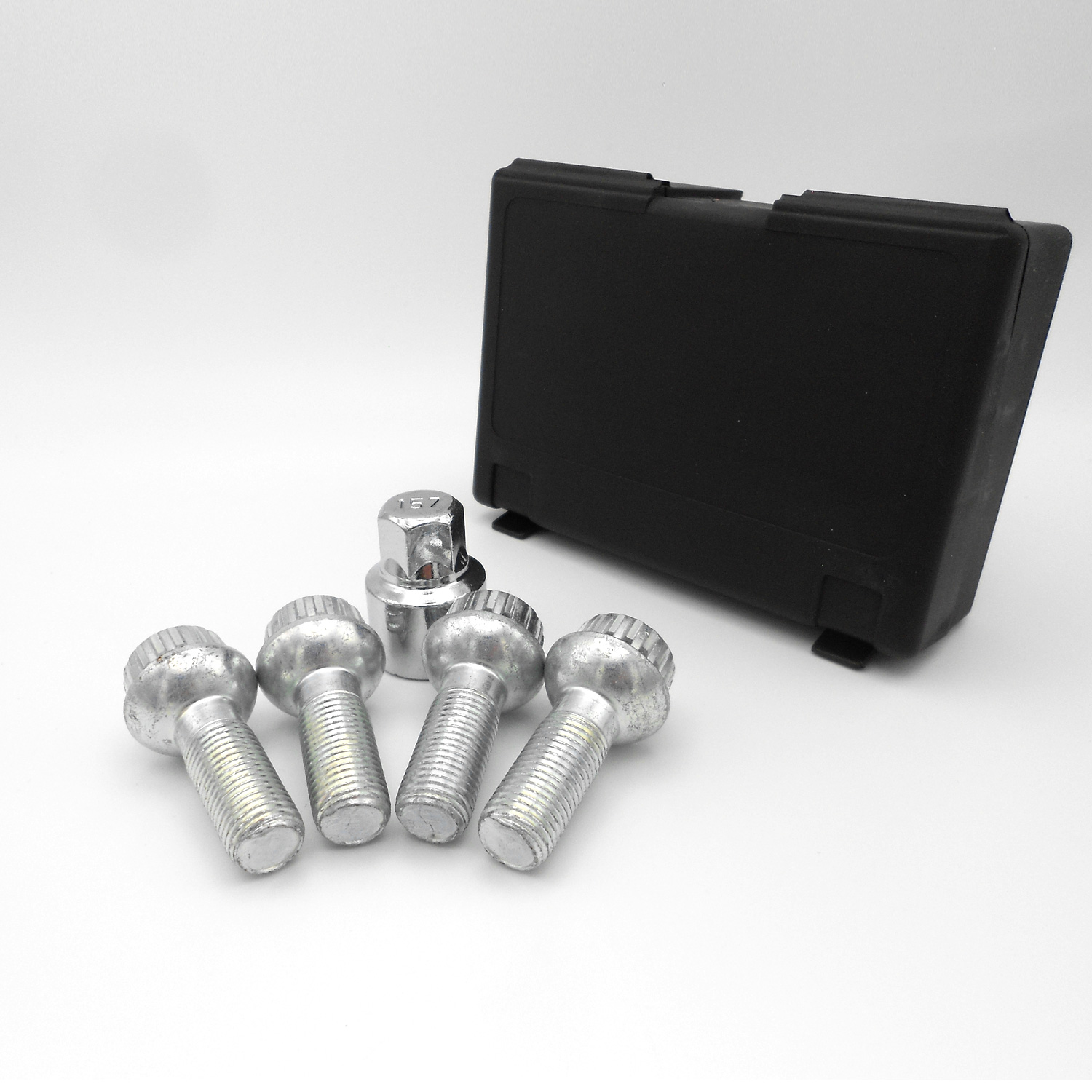 Wheel locks M14x1,5 34mm ball seat R14 HEX17 silver